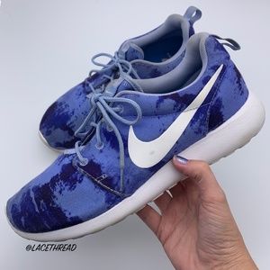 NIKE - Rosherun Print Persian Violet Mens Sneaker